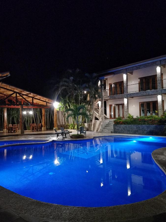 Hotel Amira Puerto Carrillo Ngoại thất bức ảnh